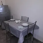 Arenhouse
